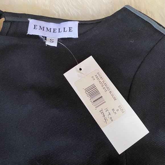 Emmelle black 3/4 sleeve blouse - Picture 7 of 9